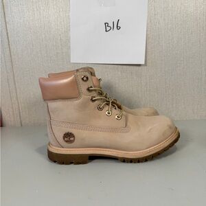Timberland Womens Premium 6 inch Waterproof Boots Light Pink size 7.5